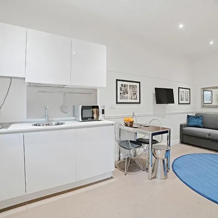 Apartment Stylish Studio Flat 10min From The Colosseum *