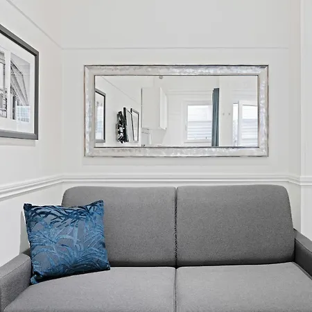 Stylish Studio Flat 10min From The Colosseum * Rom
